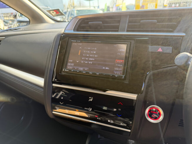 2018 Honda Fit Hybrid F image 297750