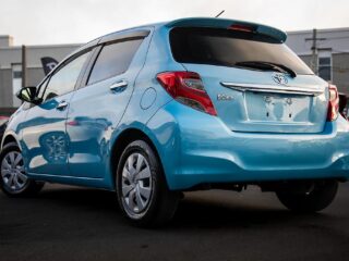 2016 Toyota Vitz F model, I stop, Push start image 295644