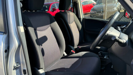 Nissan Serena Highway Star Hybrid image 296754