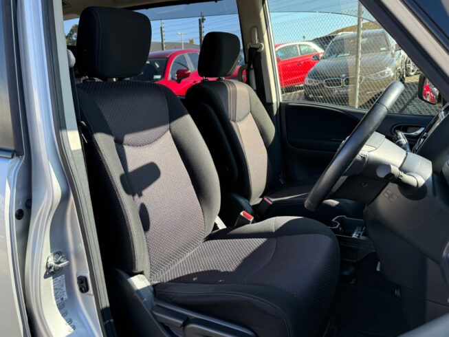 2012 Nissan Serena Highway Star Hybrid image 296754