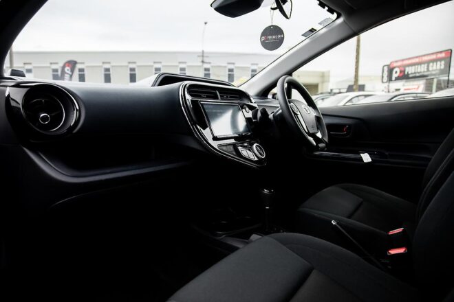 2017 Toyota Aqua S model , Push Start, Reverse Camera image 296412