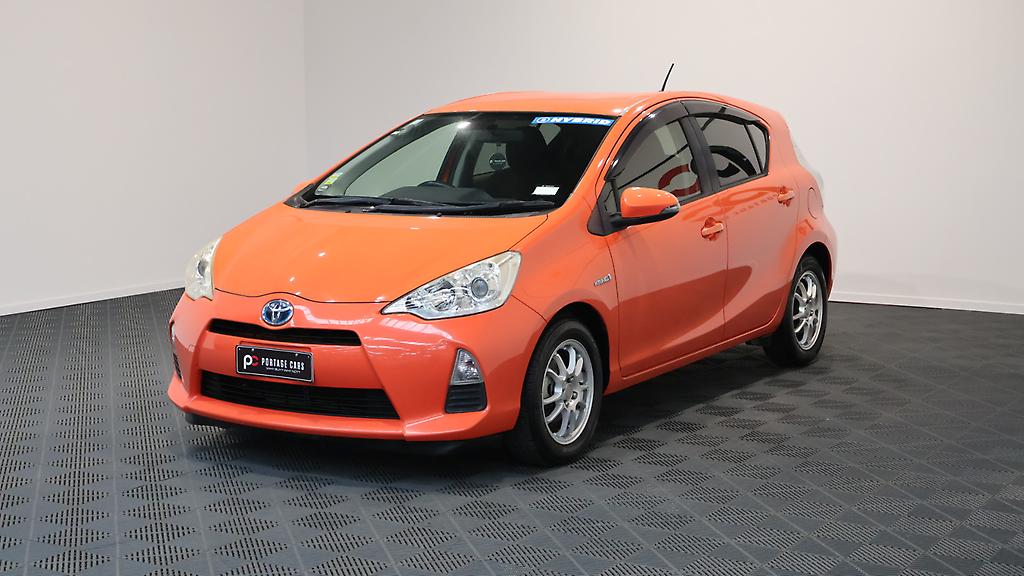 Toyota Aqua Push Button Start – Alloy Wheels image 313346