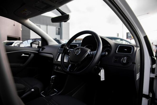 2015 Volkswagen Polo TSI Comfortline Upgrade Pkg Blue Motion image 294841