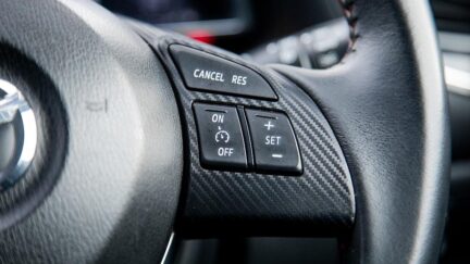 Mazda Axela 20S Leather-PKG, Hybrid, Heated seats image 298107