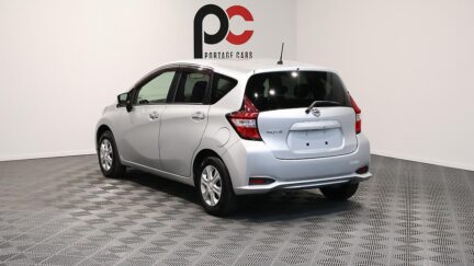 Nissan Note Lane Departure Warning image 318076