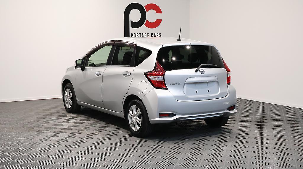 Nissan Note Lane Departure Warning image 318076