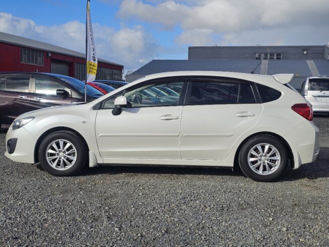 2014 Subaru Impreza Sport 1.6i-L **Low KMS** image 295953