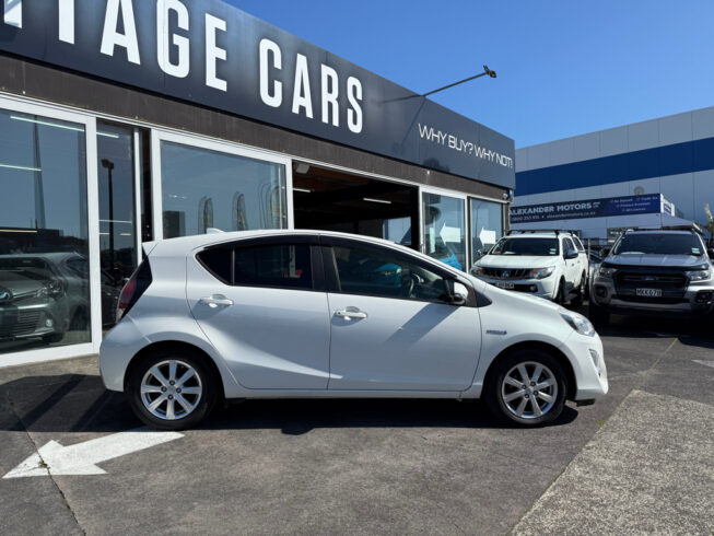 2014 Toyota Aqua G Model, Push Start image 297702