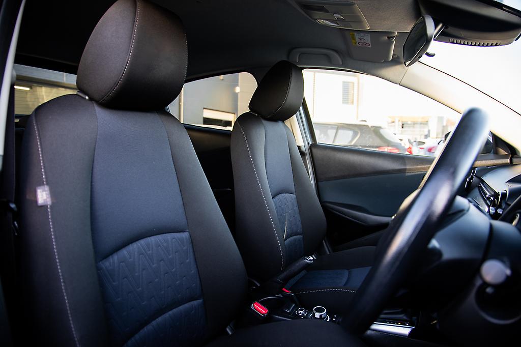 Mazda Demio S Model , Reverse Camera , Sky Active image 295214