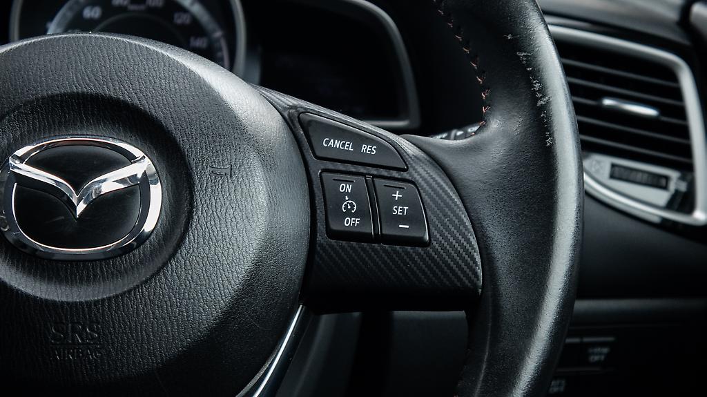 Mazda Axela 20S Touring Skyactiv image 316120