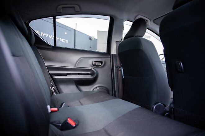 2016 Toyota Aqua S model, Push start, Hybrid image 295689