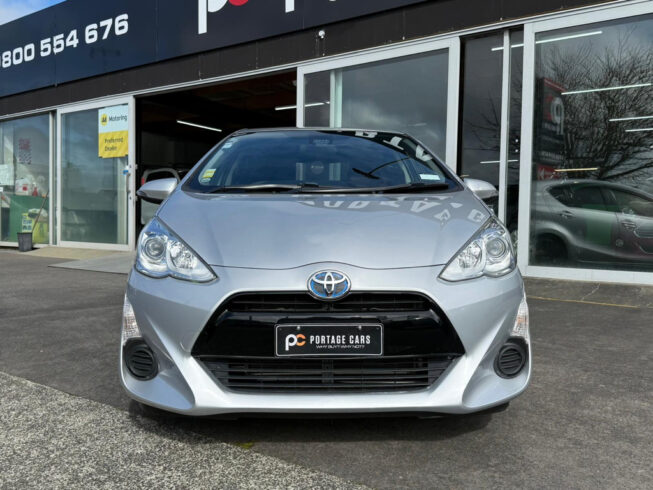 2016 Toyota Aqua Ecomonical Hybrid with Low KMs and Alloy Wheels image 295842