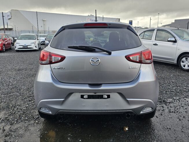 2014 Mazda Demio 13S image 297328