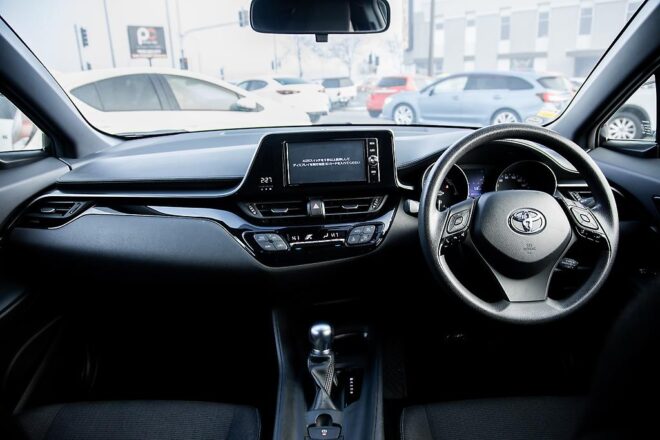 2018 Toyota C-hr S model, Push Start,Hybrid image 297388