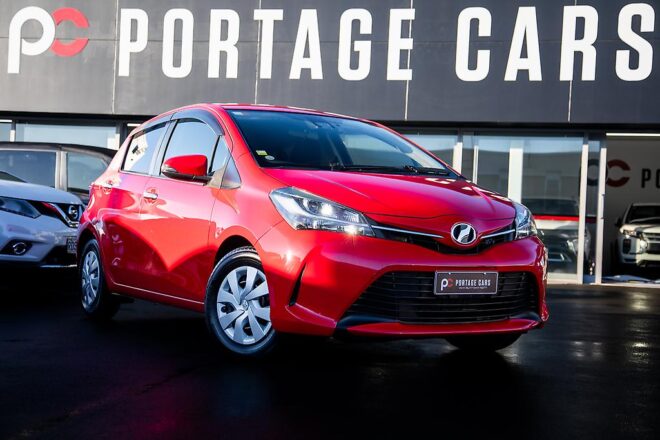 2016 Toyota Vitz U spec, Push Start,Reverse camera image 295702