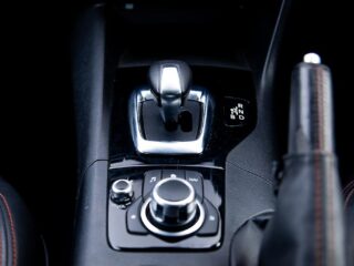 2014 Mazda Axela 20S Leather-PKG, Hybrid, Heated seats image 298112