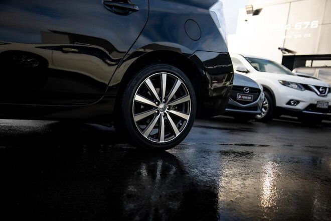 2012 Toyota Prius S Model Reversing Camera Alloys image 295626