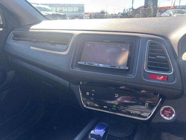 2014 Honda Vezel Hybrid X, Low KMS image 296467