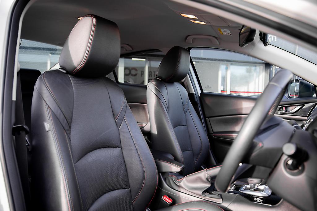 Mazda Axela 20S Leather-PKG, Hybrid, Heated seats image 298099