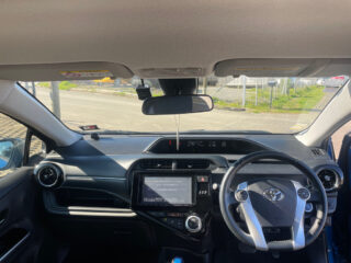 2015 Toyota Aqua Low Kms X Urban Hybrid! image 298195