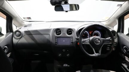 Nissan Note Lane Departure Warning image 318084