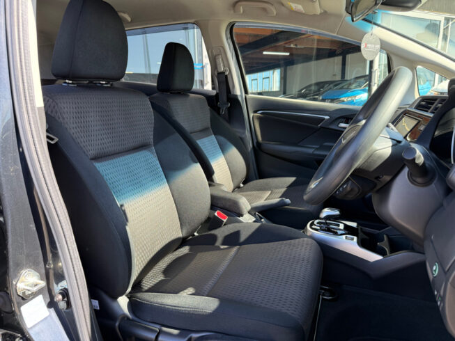 2018 Honda Fit Hybrid F image 297745