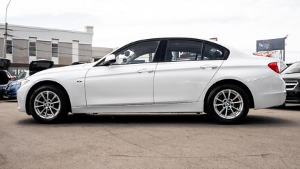 Bmw 320i Sport , Leather PKG image 318655
