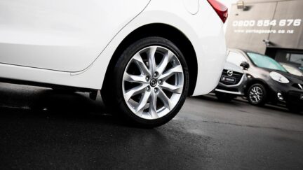 Mazda Axela 20S Leather-PKG, Hybrid, Heated seats image 298096