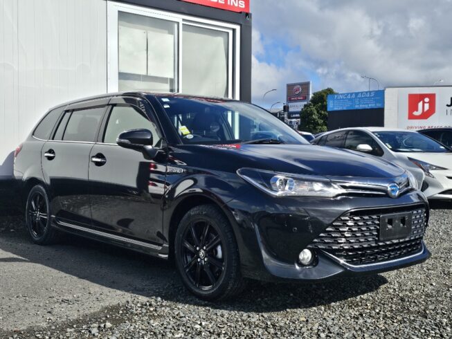 2016 Toyota Corolla Fielder Hybrid WxB image 296126