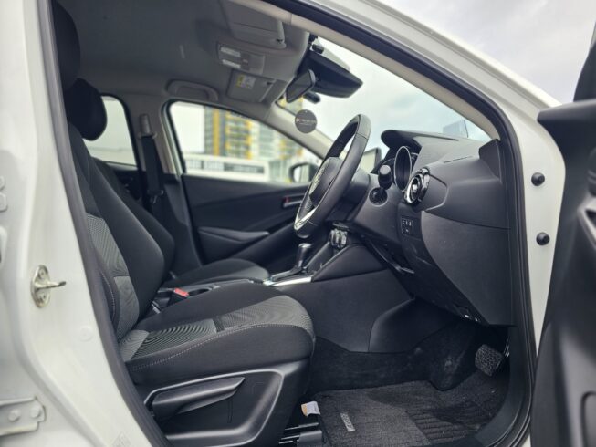 2017 Mazda Demio 13S Touring, Super Low KMS!! image 297351