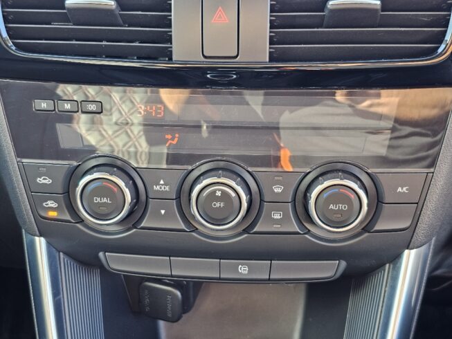 2012 Mazda Cx-5 20S with Body Kit and 22 Inch Alloys image 296447