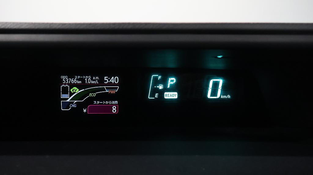 Toyota Aqua G Model Push Start and Reversing Camera image 314837