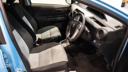 Toyota Aqua S Model. Low KMS Push Button Start image 313622