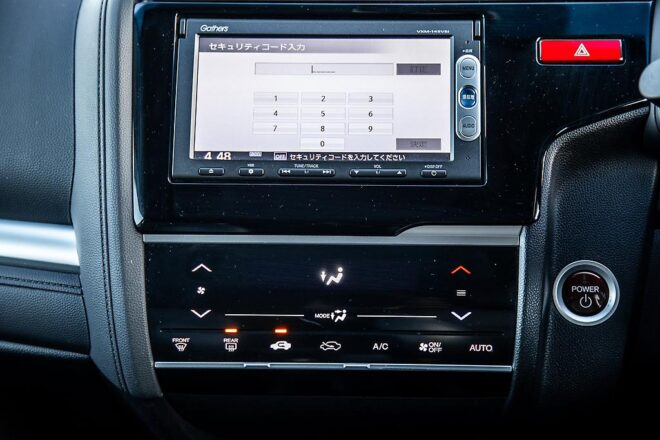 2014 Honda Fit Hybrid L pkg ,Reverse camera image 296803