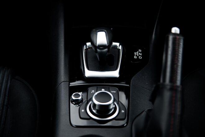 2014 Mazda Axela 20S, SkyActiv HEV image 296599