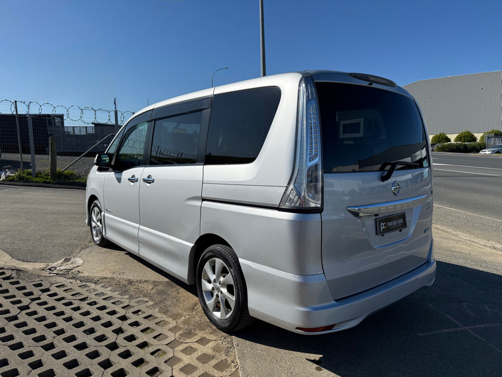 Nissan Serena Highway Star Hybrid image 296750