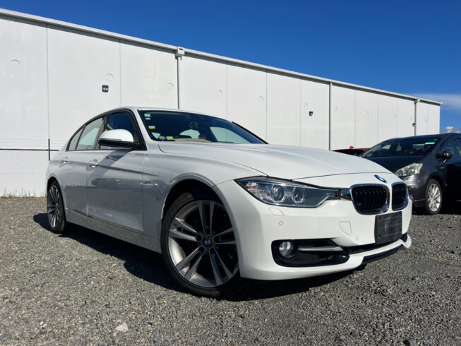 2012 Bmw 328i Sport **Super Low KMs** image 294891