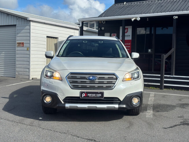 2015 Subaru Outback Leather interior – AWD image 295087