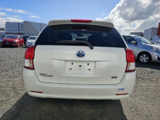 2013 Toyota Corolla Fielder Hybrid G Model – Push Button Start image 298300