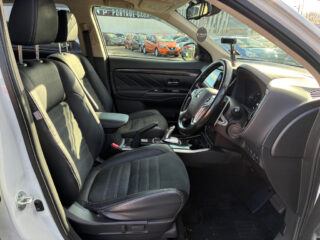 2016 Mitsubishi Outlander PHEV – High Spec – Low KMS image 296906