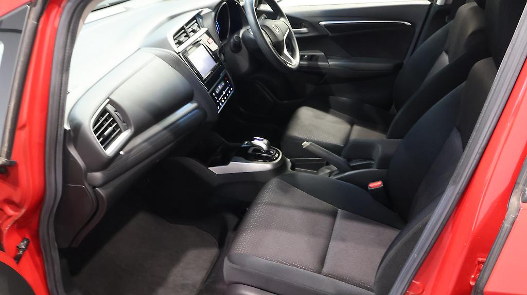 Honda Fit Hybrid F-Package image 316362