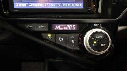 Toyota Aqua S Model, Push Start, Reverse Camera image 319037