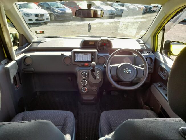 2013 Toyota Spade F Model Push Start image 297869