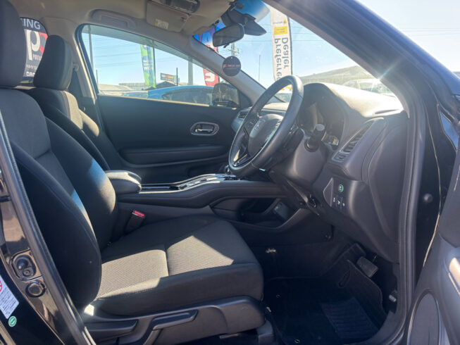 2014 Honda Vezel Hybrid X, Low KMS image 296458