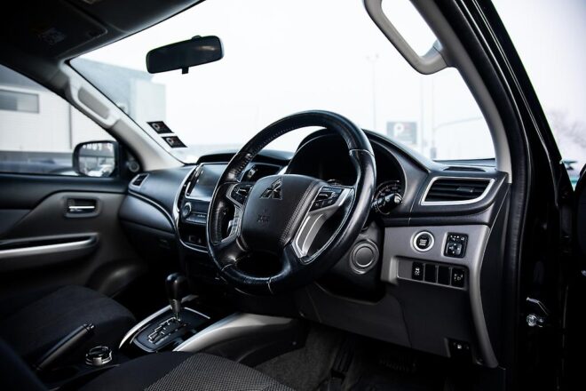 2018 Mitsubishi Triton DC GLSB 2.4D/4WD/5AT image 297436