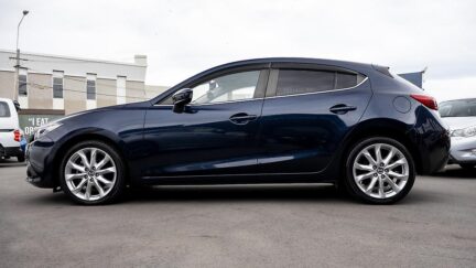 Mazda Axela 20S Touring Skyactiv image 316110