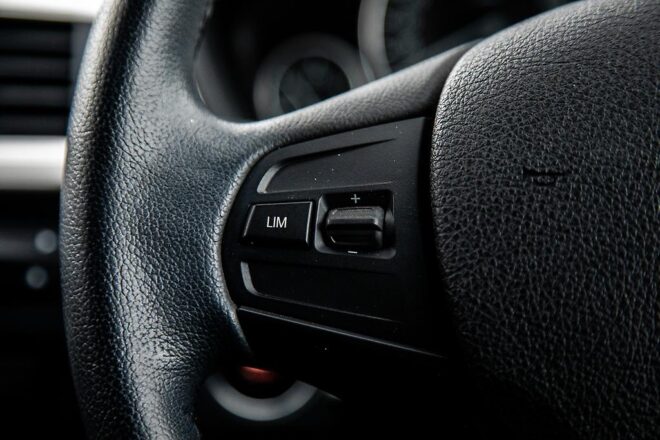 2013 Bmw 320i 320i , Push Start, Twin Power Turbo image 296034