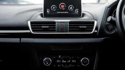 Mazda Axela 20S, SkyActiv HEV image 296593