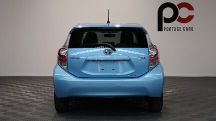 Toyota Aqua S Model. Low KMS Push Button Start image 313616