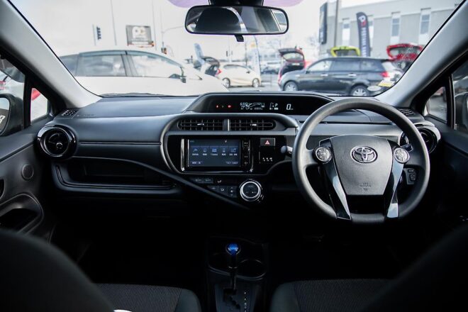 2016 Toyota Aqua S model, Push start, Hybrid image 295686